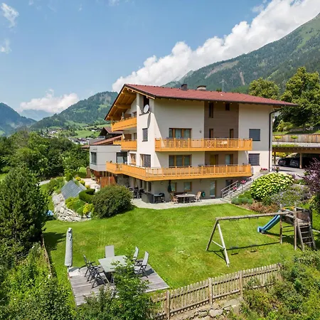 לינה וארוחת בוקר Haus Bstieler ווירגן