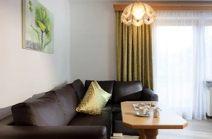 Haus Bstieler לינה וארוחת בוקר ווירגן