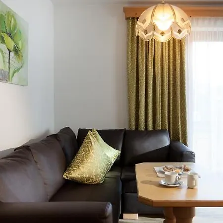 Haus Bstieler ベッド・アンド・ブレックファスト ヴィルゲン